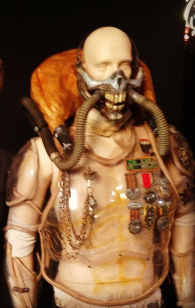 FR%20Costumes%202_zpsp6a9pozz.jpg