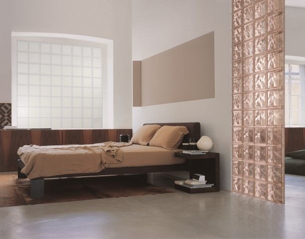 glassblockbedroom_zpsb01618b9.jpg