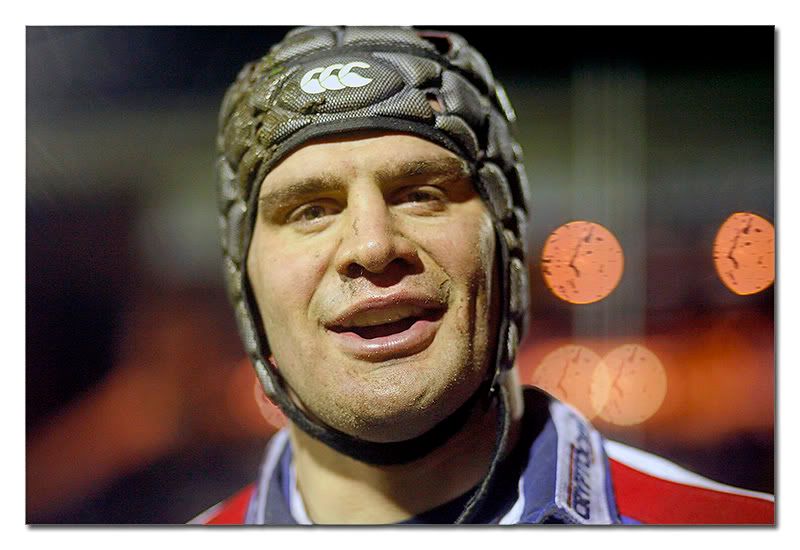 IMAGE: http://i126.photobucket.com/albums/p111/peteunicom/BristolRugbyVS2.jpg