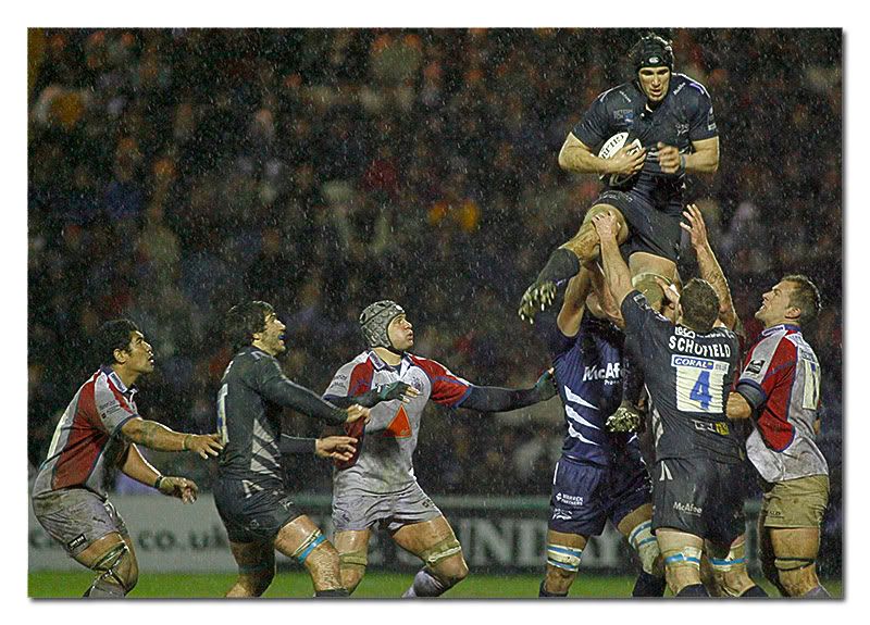 IMAGE: http://i126.photobucket.com/albums/p111/peteunicom/UNi_PT_BishopstonRugbyvs-4.jpg