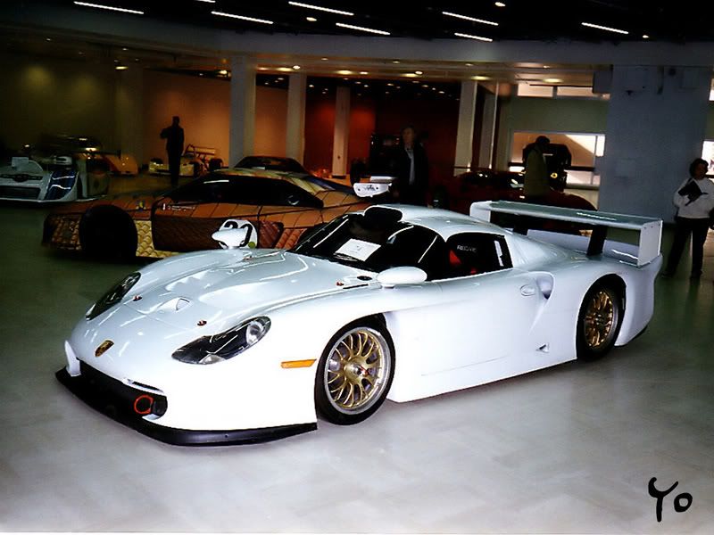 Porsche-911-GT1-1996.jpg