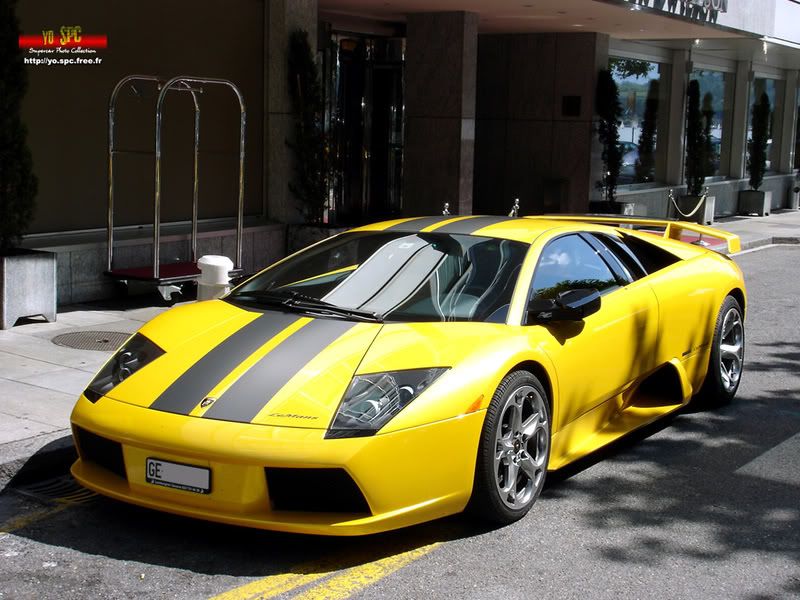 12_Lamborghini-Murcielago.jpg