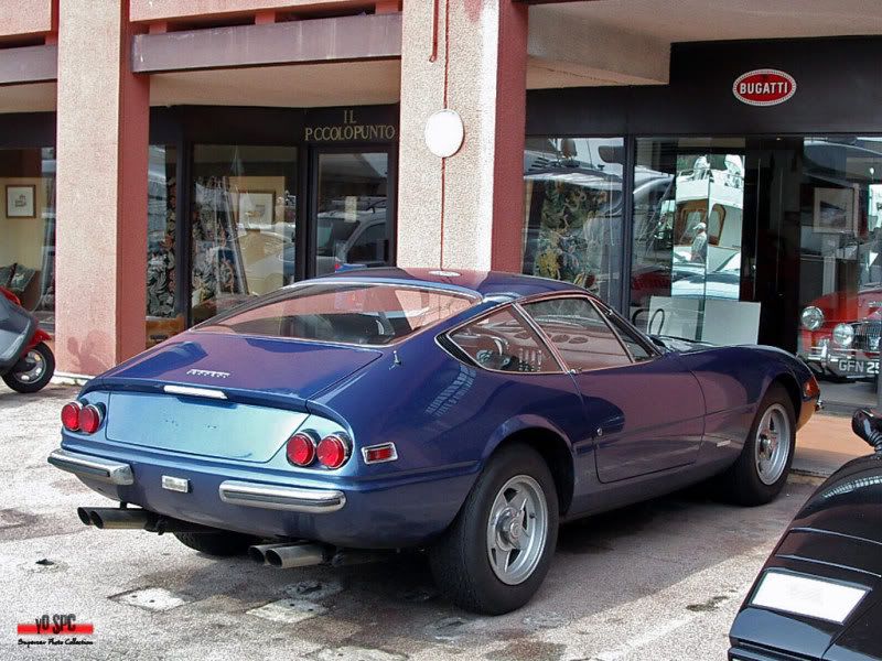 Ferrari-365-GTB4_1.jpg