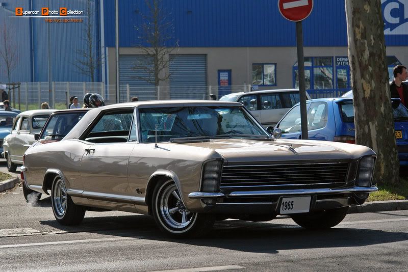 buick_riviera_65.jpg