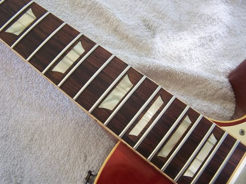 GibsonLesPaul07CR87258173800.jpg
