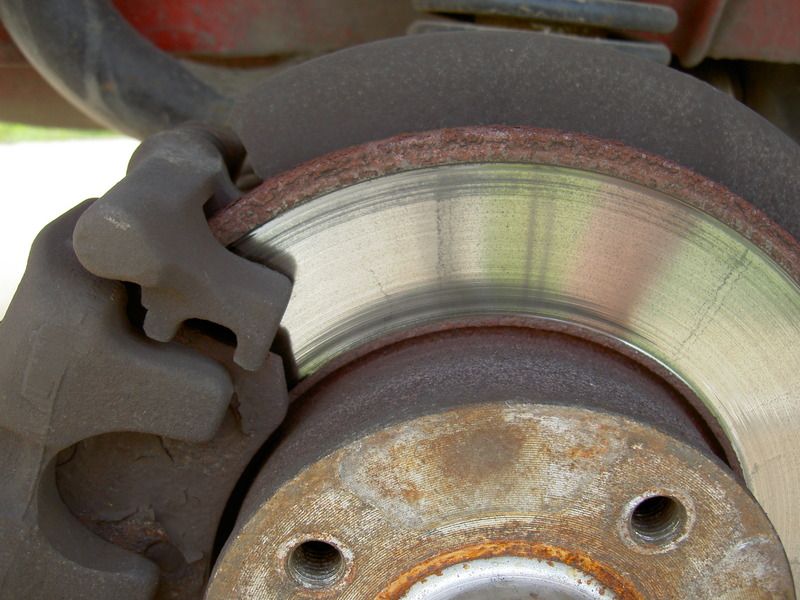 Rear rotor wear pattern