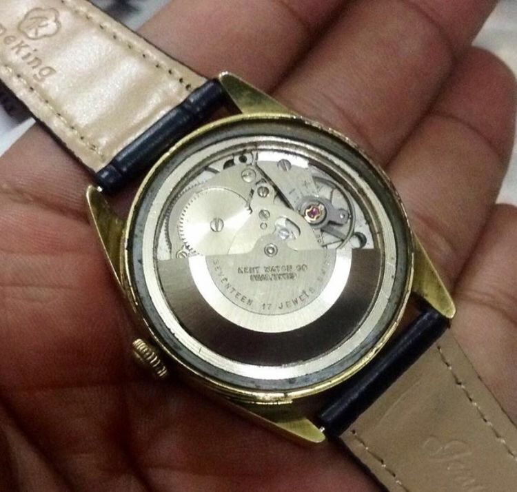 Đồng hồ Thụy Sĩ chính hãng ( update thường xuyên) - 3