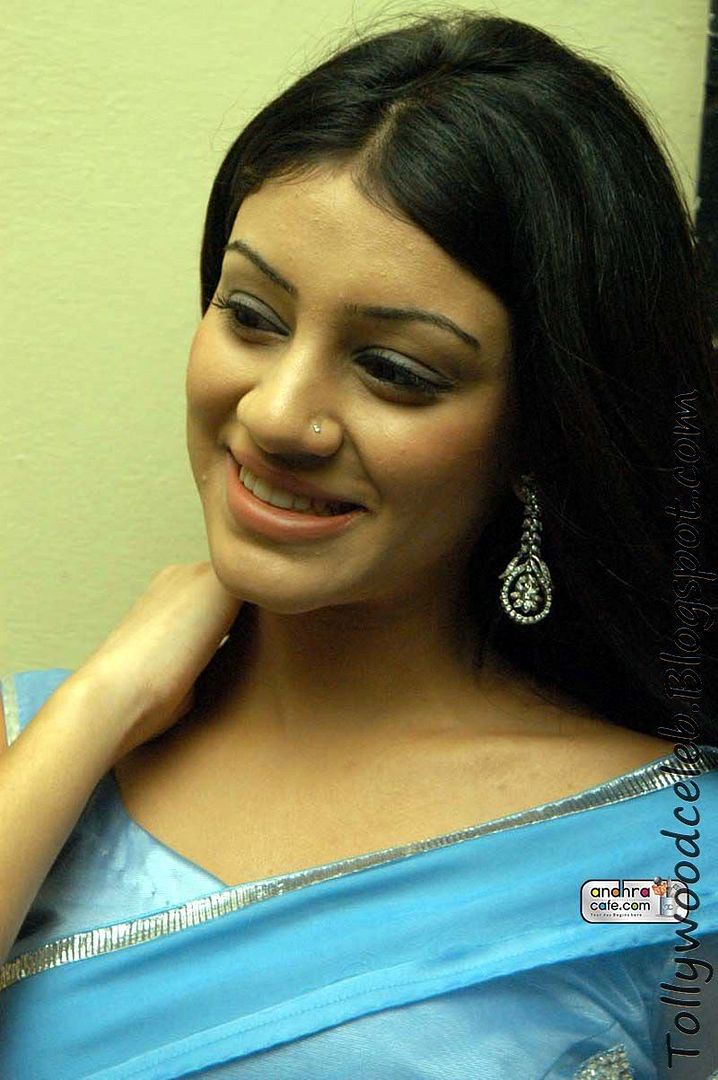 Anchal Armpit Show