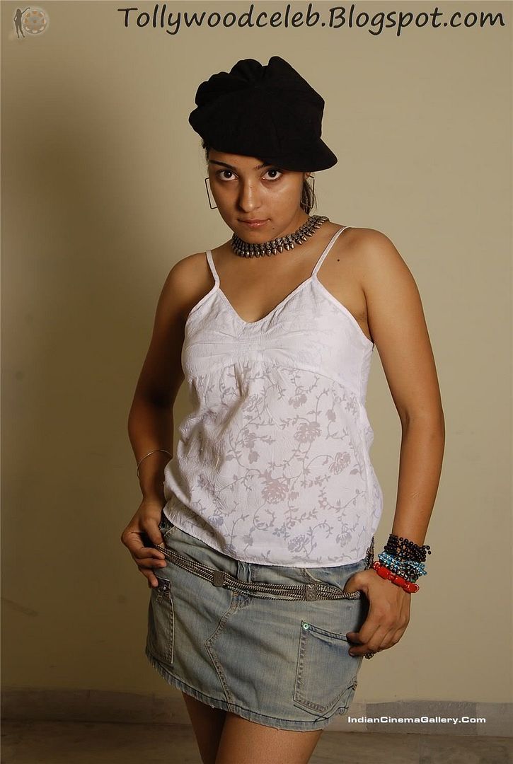 Anshu Armpit Show