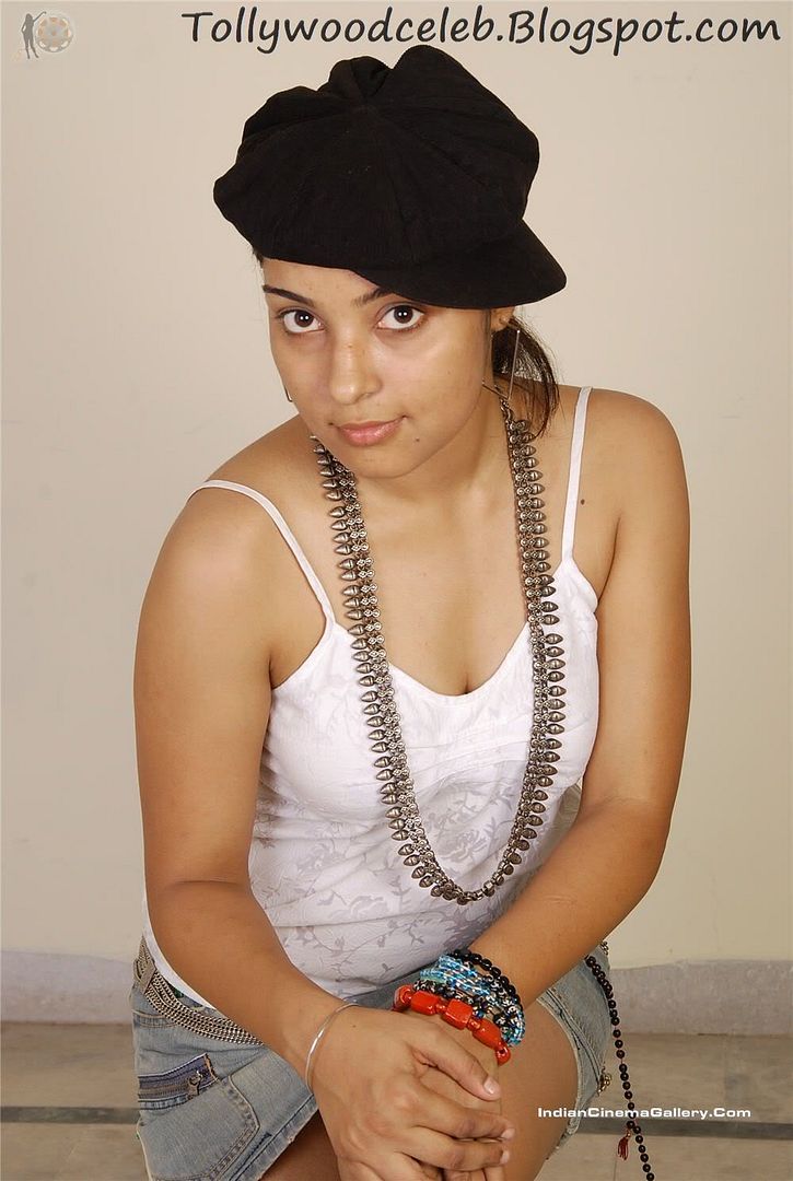 Anshu Armpit Show
