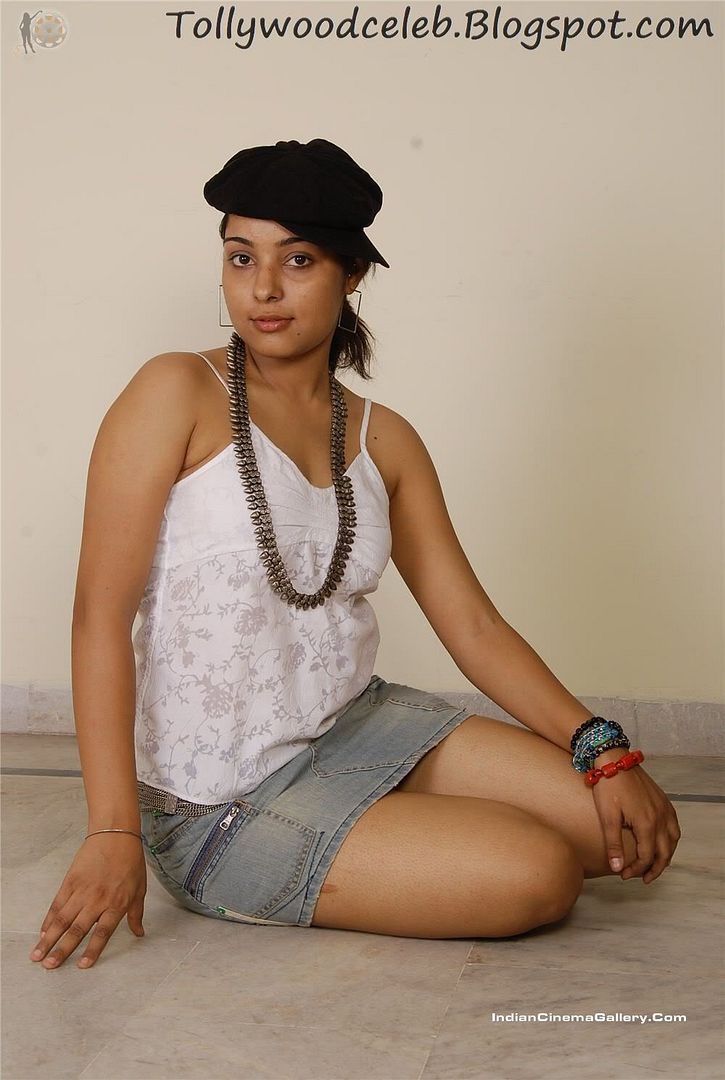 Anshu Armpit Show