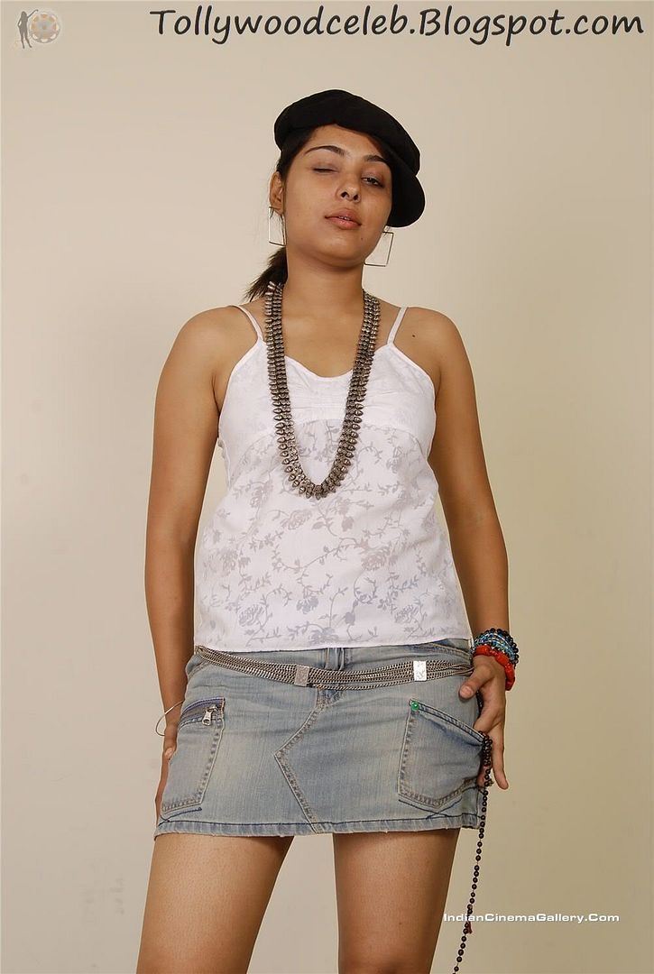 Anshu Armpit Show