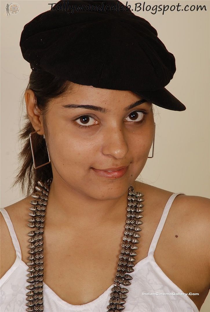 Anshu Armpit Show
