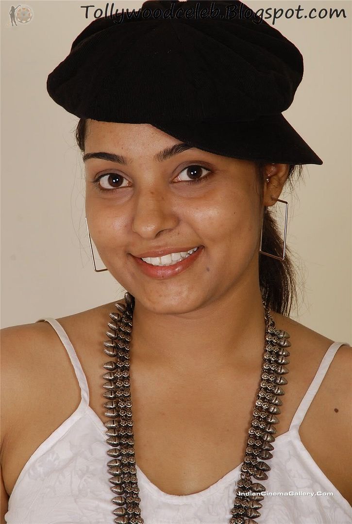 Anshu Armpit Show